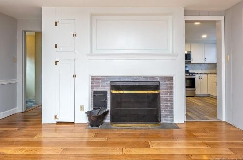 108 Harding St, New Britain CT 06052-1607 exterior