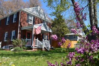 5926 Monticello Rd, Alexandria VA  22303-2233 exterior