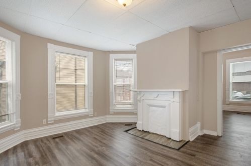 840 Broadway Ave, Grand Rapids MI 49504-4214 exterior