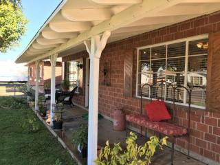 6307 37 Ave, Phoenix AZ  85053-7609 exterior