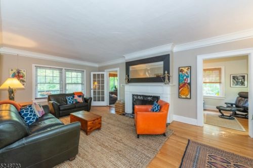 109 Christopher St, Montclair NJ 07042-4227 exterior