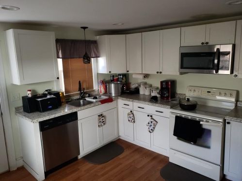 1854 Mineral Spring Ave, Providence, RI 02904-3729