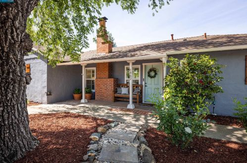 1962 Elinora Dr, Concord CA  94523-2828 exterior
