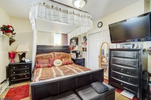 1645 Church St, Rahway NJ 07065-3424 exterior