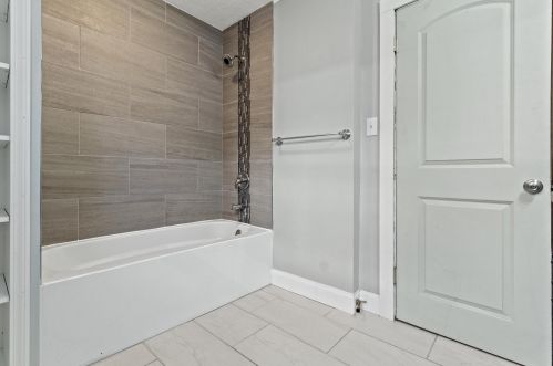 2808 46th St, Milwaukee WI  53219-3416 exterior