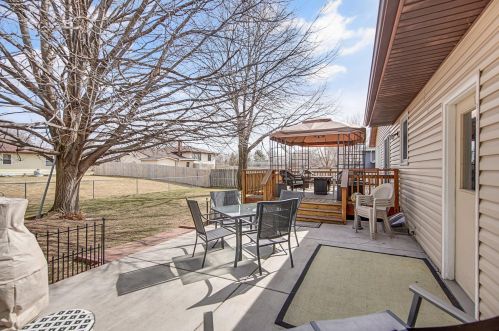 3573 Gresham Ave, Saint Paul MN 55128-4413 exterior