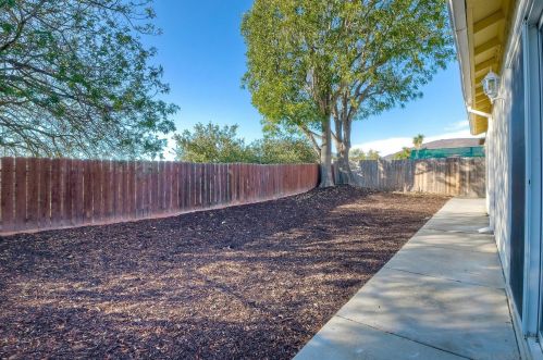 13074 Calle De Las Rosas, San Diego CA 92129-3020 exterior