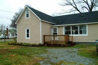 401 Poplar St, Graham NC  27253-2149 exterior