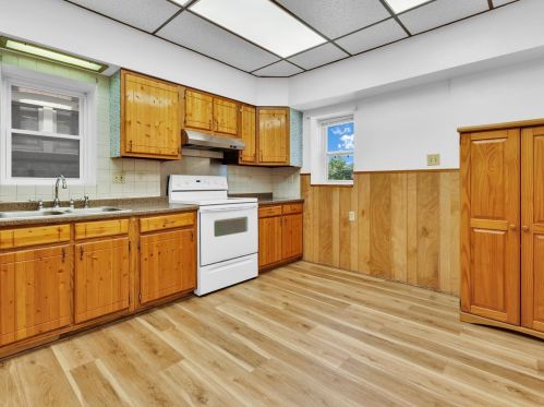 5821 Goener Ave, Saint Louis MO 63116-2234 exterior