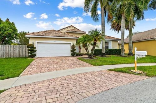 9329 Cove Point Cir, Boynton Beach, FL 33472-2767
