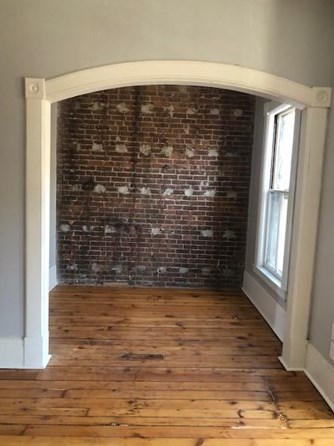 24 Mattoon St, Springfield MA 01105-1715 exterior