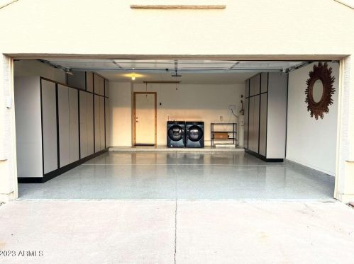 17631 28th Ave, Phoenix, AZ 85053-1948