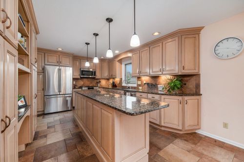 6129 Old Log Trl, Kalamazoo MI  49009-8032 exterior