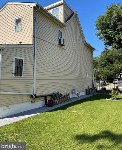 232 34 St, Camden NJ 08105-3018 exterior