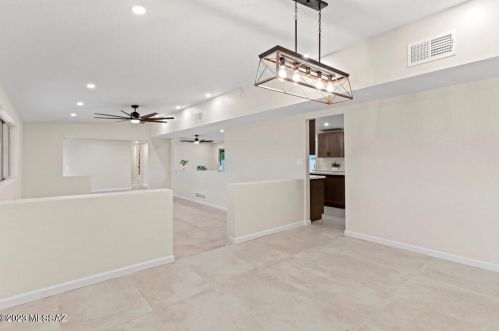 5862 Camino Arenosa, Tucson AZ  85718-4650 exterior