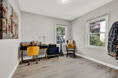 5504 33rd St, Milwaukee WI  53221-4026 exterior