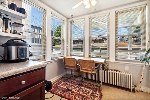 4103 Oakley Ave, Chicago IL 60609-2222 exterior