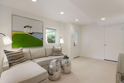 271 Buena Vis Ave, Mill Valley CA 94941-1261 exterior