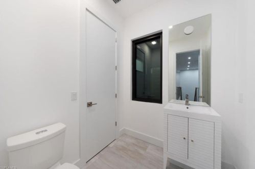 507 107 Ave, Naples FL 34108-1859 exterior