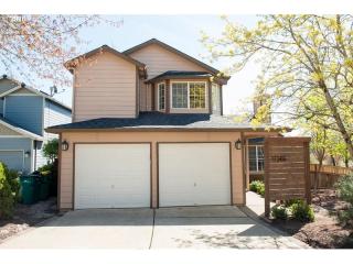 17388 Reindeer Dr, Portland, OR 97229-7926