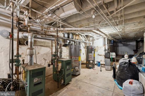 1908 19 St, Philadelphia PA 19145-2812 exterior