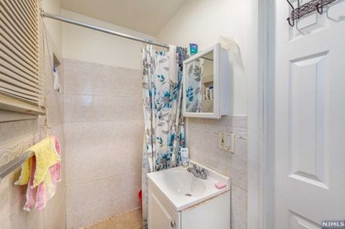 132 4 St, Paterson NJ 07522-1855 exterior