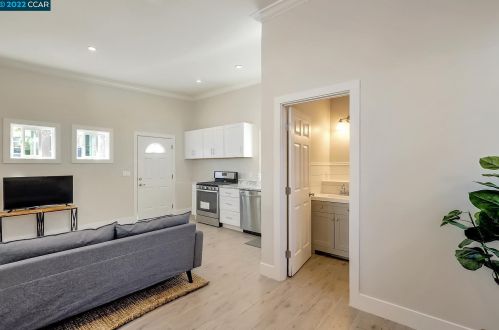 1214 Oregon St, Berkeley CA 94705-1106 exterior