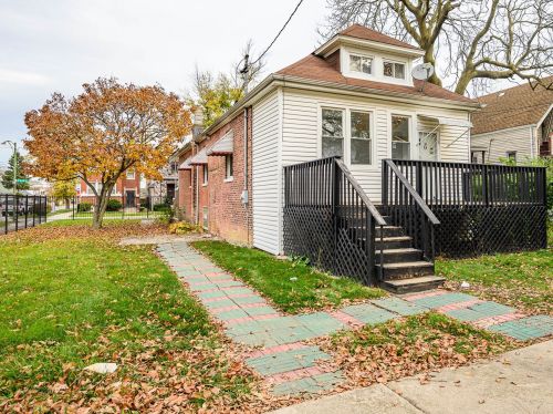 1277 73rd St, Chicago IL 60638-5919 exterior