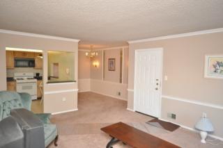 307 Red Crest Ln, Millstone NJ  08876-7204 exterior