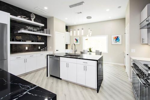 10114 Dentport Dr, Dallas TX  75238-2104 exterior