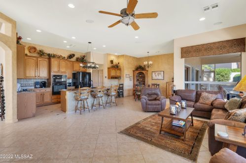 38357 Granite Crst Dr, Tucson AZ 85739-1748 exterior