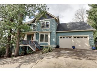 1247 107 Ave, Portland OR  97266-6331 exterior