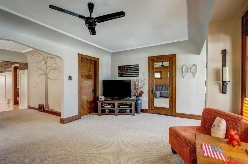 5006 Beloit Rd, Milwaukee WI 53214-5332 exterior