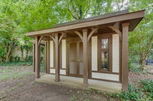 1289 Beech Vly Rd, Atlanta GA 30306-3123 exterior