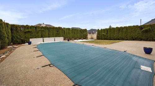 21462 Marina Cir, Macomb Township MI  48044-1323 exterior