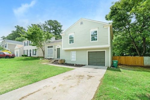 6277 Marbut Farms Trl, Lithonia GA 30058-5397 exterior