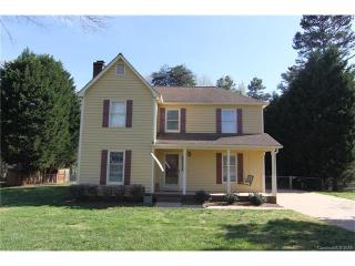 4825 Country Meadows Dr, Gastonia, NC 28056-8641