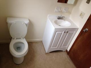 30 Lawton St, Springfield MA  01109-2017 exterior