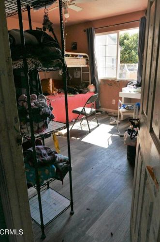 326 Roosevelt Ave, Oxnard CA 93030-3680 exterior