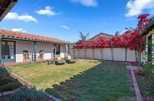 4875 Alder Dr, San Diego CA  92116-2325 exterior