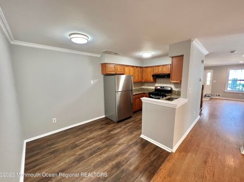 833 Mariposa Ct, Morganville NJ  07751-1758 exterior