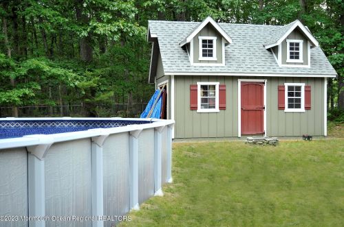 254 Cassville Rd, Jackson Twp, NJ 08527-4715