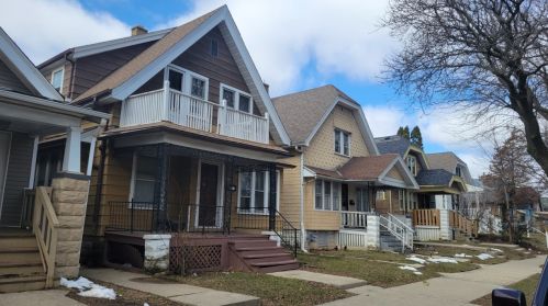 3227 36th St, Milwaukee WI 53215-4131 exterior