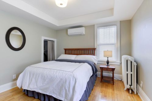 1815 Juliet Ave, Saint Paul MN 55105-2124 exterior