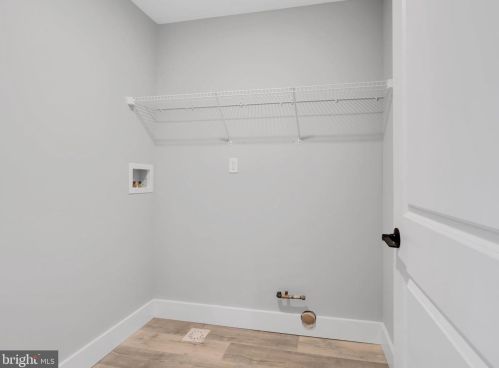 393 Hoover Ave, Berkeley Township NJ 08721-2866 exterior