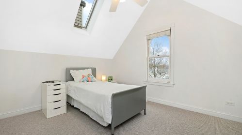 4841 Hoyne Ave, Chicago IL 60625-1306 exterior