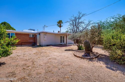 8257 Beverly St, Tucson AZ  85710-5931 exterior