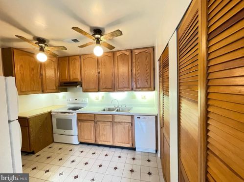 6224 Everglades Dr, Alexandria VA  22312-1109 exterior