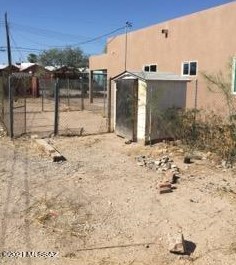 233 Adams St, Tucson AZ  85705-6533 exterior