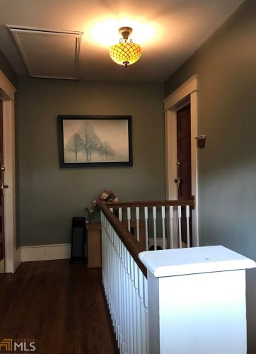 1528 Cambridge Ave, Atlanta GA 30337-2110 exterior